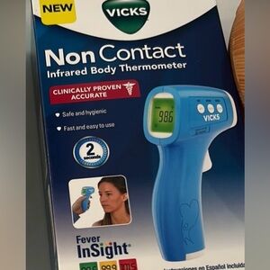 New Vicks touch-less thermometer. NIB non contact
